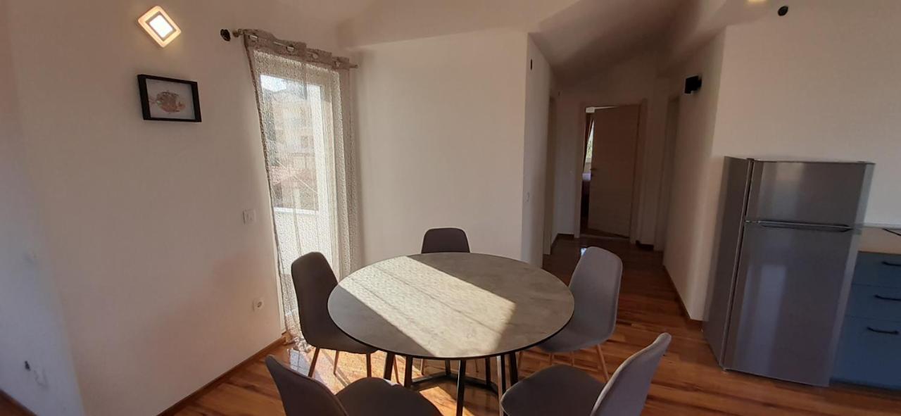 Apartmani Rita Slatine Eksteriør billede