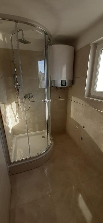 Apartmani Rita Slatine Eksteriør billede