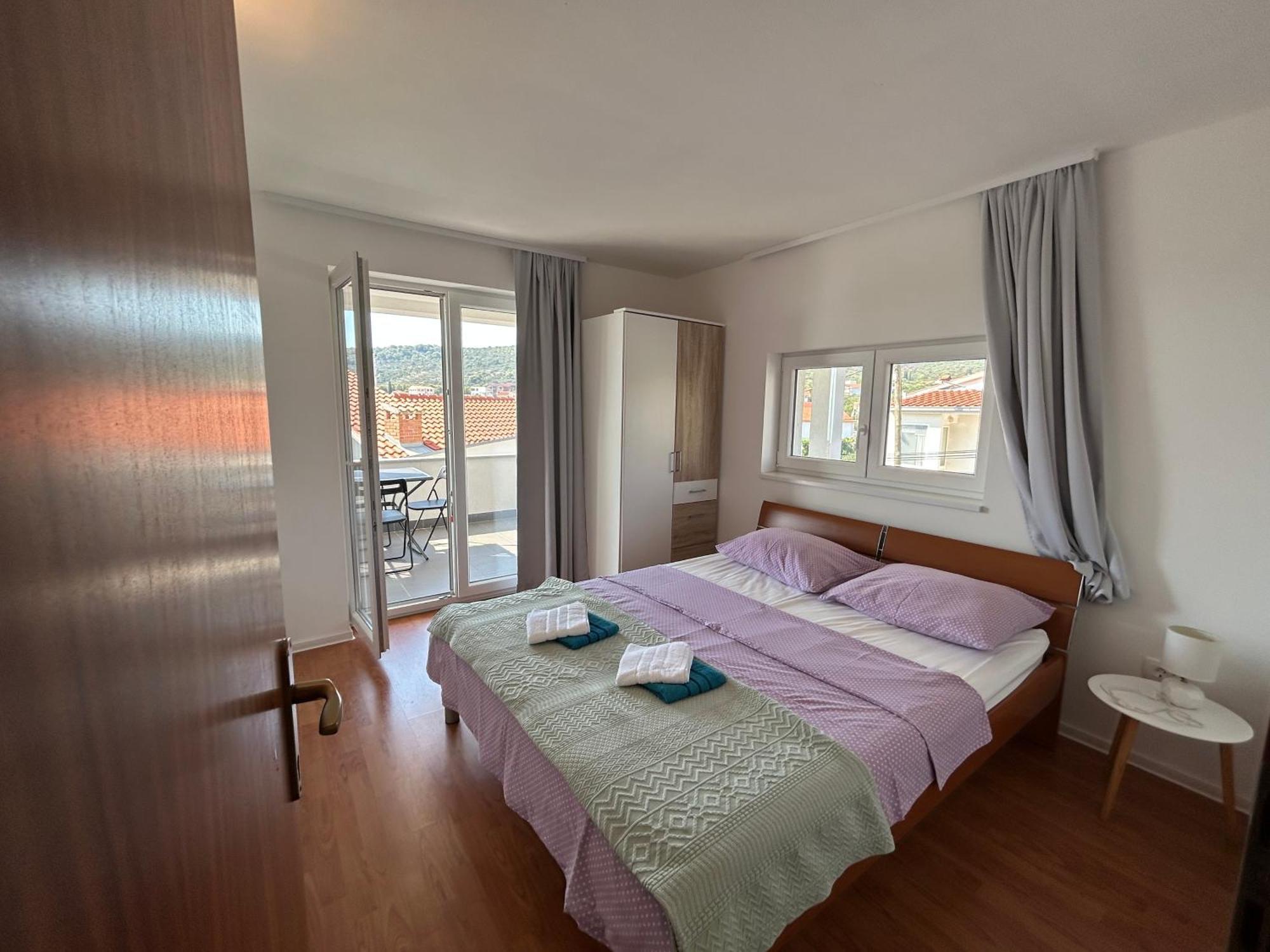 Apartmani Rita Slatine Eksteriør billede