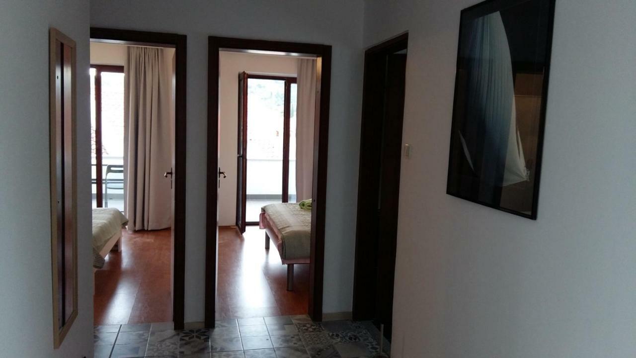 Apartmani Rita Slatine Eksteriør billede